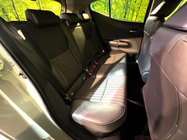 アクア Ｚ　４ＷＤ　モデリスタエアロ　寒冷地仕様　ナビ機能付純正１０５型ディスプレイオーディオ　ステアリングヒーター　シートヒーター　Ｂｌｕｅｔｏｏｔｈ接続　ＥＴＣ　ドラレコ　ＬＥＤヘッド　スマートキー　盗難防止（9枚目）