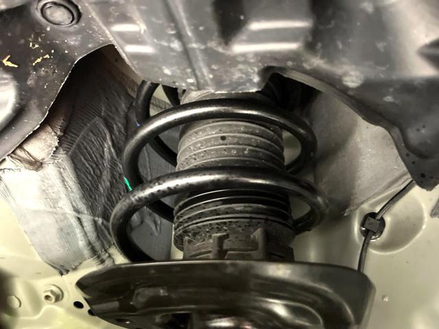 アクア Ｚ　４ＷＤ　モデリスタエアロ　寒冷地仕様　ナビ機能付純正１０５型ディスプレイオーディオ　ステアリングヒーター　シートヒーター　Ｂｌｕｅｔｏｏｔｈ接続　ＥＴＣ　ドラレコ　ＬＥＤヘッド　スマートキー　盗難防止（20枚目）