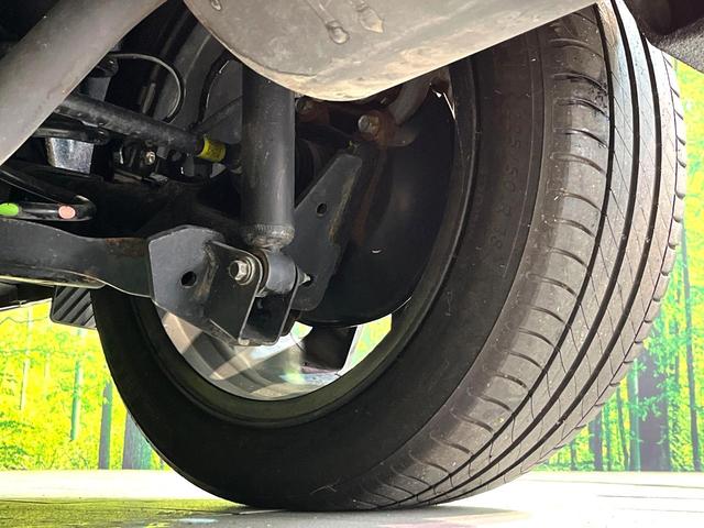 ヴェゼル ｅ：ＨＥＶ　Ｚ　４ＷＤ　９型ホンダコネクトディスプレイ　全周囲カメラ　シートヒーター　電動リアゲート　ＬＥＤヘッド　Ｂｌｕｅｔｏｏｔｈ接続　オートエアコン　ドラレコ　ＥＴＣ２．０　フルセグ　置き型充電　スマートキー（20枚目）