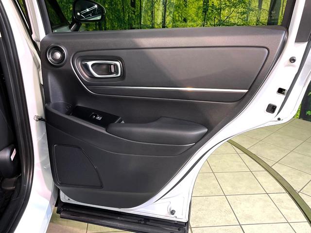 ヴェゼル ｅ：ＨＥＶ　Ｚ　４ＷＤ　９型ホンダコネクトディスプレイ　全周囲カメラ　シートヒーター　電動リアゲート　ＬＥＤヘッド　Ｂｌｕｅｔｏｏｔｈ接続　オートエアコン　ドラレコ　ＥＴＣ２．０　フルセグ　置き型充電　スマートキー（60枚目）