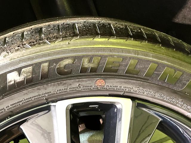 ヴェゼル ｅ：ＨＥＶ　Ｚ　４ＷＤ　９型ホンダコネクトディスプレイ　全周囲カメラ　シートヒーター　電動リアゲート　ＬＥＤヘッド　Ｂｌｕｅｔｏｏｔｈ接続　オートエアコン　ドラレコ　ＥＴＣ２．０　フルセグ　置き型充電　スマートキー（63枚目）