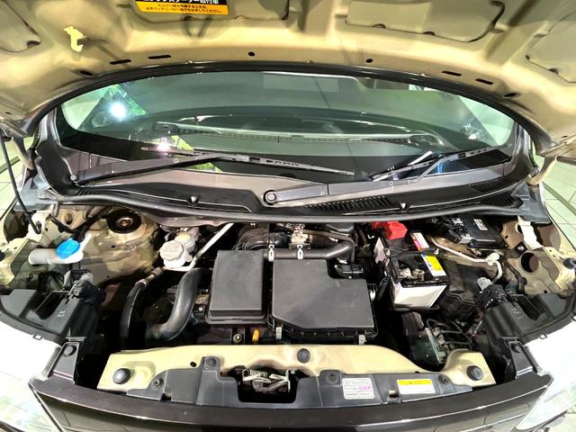 MRワゴン X 4WD シートヒーター バックカメラ CD再生 FM/AMラジオ スマートキー USB入力端子 オートエアコン 盗難防止装置 電動格納ミラー プライバシーガラス ヘッドライトレベライサー(18枚目)