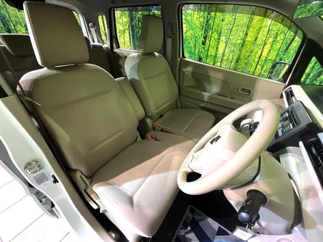 運転席シート廻りは使用感も少なく、良好な状態となっています。丁寧に使われていたことがよくわかりますね。