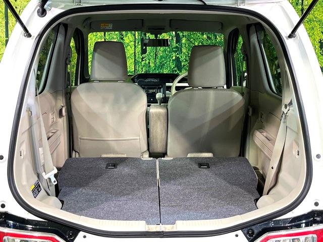 普段のお買い物や通勤、送迎等に十分な荷室スペースを確保しております。セカンドシートを倒すと、大きな荷物の積載も可能です♪