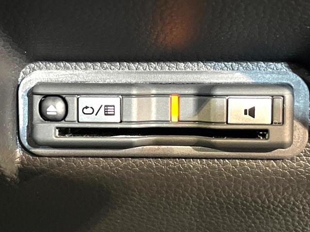 ステップワゴン ｅ：ＨＥＶスパーダ　純正１１．４型ナビ　両側電動スライド　後席モニター　電動リアゲート　ＬＥＤヘッド　Ｂｌｕｅｔｏｏｔｈ接続　バックカメラ　ＥＴＣ　Ｂｌｕｅｔｏｏｔｈ接続　フルセグ　ダブルオートエアコン　スマートキー（28枚目）