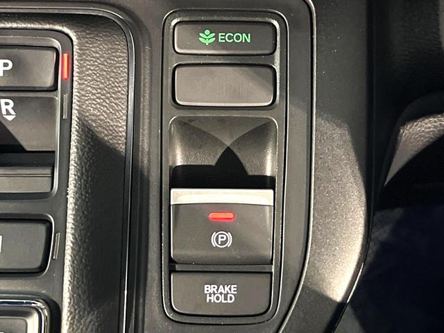 ステップワゴン ｅ：ＨＥＶスパーダ　純正１１．４型ナビ　両側電動スライド　後席モニター　電動リアゲート　ＬＥＤヘッド　Ｂｌｕｅｔｏｏｔｈ接続　バックカメラ　ＥＴＣ　Ｂｌｕｅｔｏｏｔｈ接続　フルセグ　ダブルオートエアコン　スマートキー（36枚目）