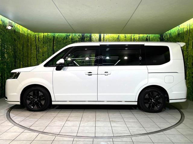 ステップワゴン ｅ：ＨＥＶスパーダ　純正１１．４型ナビ　両側電動スライド　後席モニター　電動リアゲート　ＬＥＤヘッド　Ｂｌｕｅｔｏｏｔｈ接続　バックカメラ　ＥＴＣ　Ｂｌｕｅｔｏｏｔｈ接続　フルセグ　ダブルオートエアコン　スマートキー（65枚目）