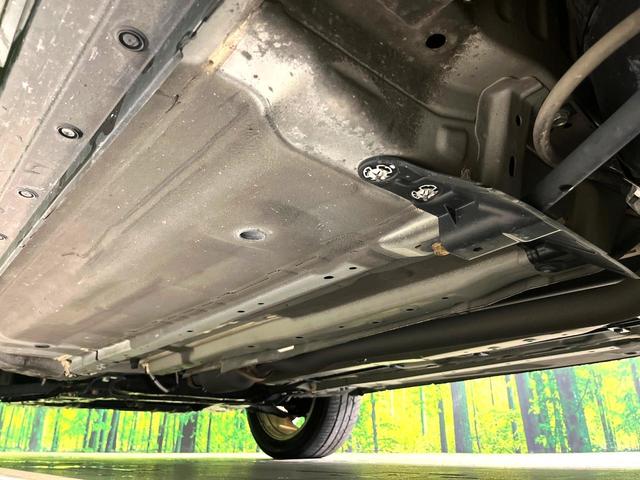 エクストレイル ２０Ｘｔｔ　４ＷＤ　サンルーフ　メーカーナビ　全席シートヒーター　バックカメラ　ＥＴＣ　ＣＤ／ＤＶＤ再生　ＨＩＤヘッド　クルーズコントロール　オートライト　オートエアコン　スマートキー　盗難防止装置　横滑り防止（21枚目）