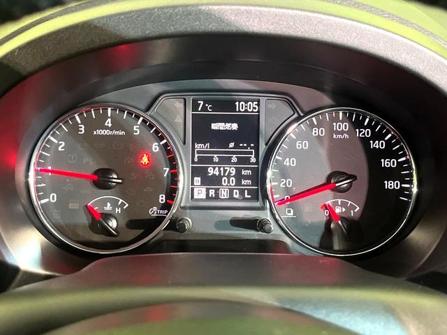 エクストレイル ２０Ｘｔｔ　４ＷＤ　サンルーフ　メーカーナビ　全席シートヒーター　バックカメラ　ＥＴＣ　ＣＤ／ＤＶＤ再生　ＨＩＤヘッド　クルーズコントロール　オートライト　オートエアコン　スマートキー　盗難防止装置　横滑り防止（35枚目）