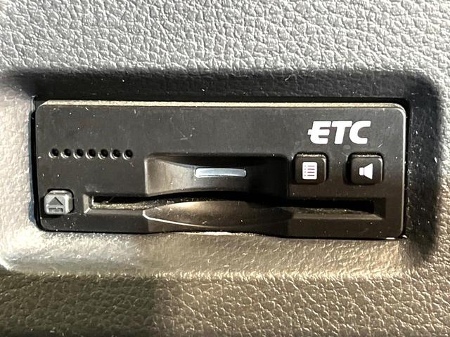 スペーシアカスタム ＴＳ　４ＷＤ　純正ナビ　両側電動スライド　シートヒーター　ＥＴＣ　ドラレコ　ＨＩＤヘッド　ＣＤ／ＤＶＤ再生　オートエアコン　オートライト　スマートキー　アイドリングストップ　盗難防止装置　電動格納ミラー（5枚目）