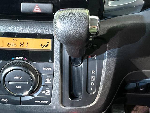 スペーシアカスタム ＴＳ　４ＷＤ　純正ナビ　両側電動スライド　シートヒーター　ＥＴＣ　ドラレコ　ＨＩＤヘッド　ＣＤ／ＤＶＤ再生　オートエアコン　オートライト　スマートキー　アイドリングストップ　盗難防止装置　電動格納ミラー（22枚目）