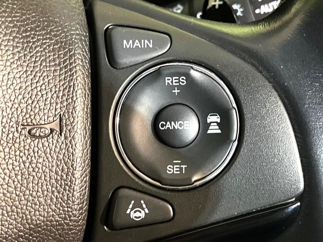 ヴェゼル ハイブリッドＺ・ホンダセンシング　４ＷＤ　衝突軽減　純正ナビ　シートヒーター　ＬＥＤヘッド　バックカメラ　ＥＴＣ　Ｂｌｕｅｔｏｏｔｈ接続　ＣＤ／ＤＶＤ再生　オートライト　オートエアコン　スマートキー　盗難防止装置　電動格納ミラー（37枚目）