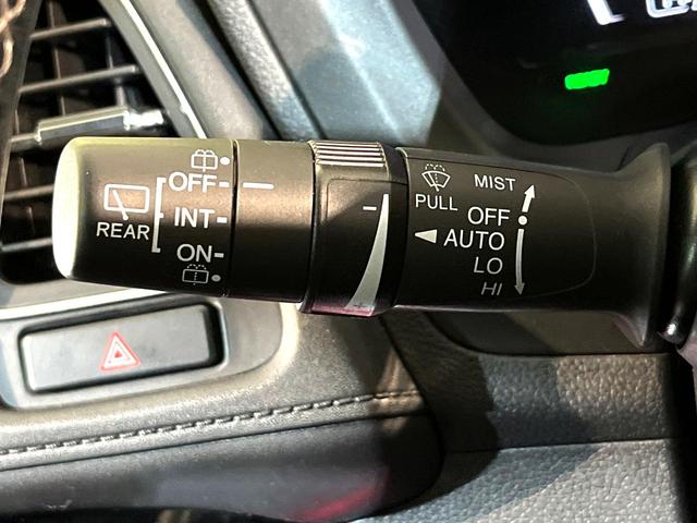 ヴェゼル ハイブリッドＺ・ホンダセンシング　４ＷＤ　衝突軽減　純正ナビ　シートヒーター　ＬＥＤヘッド　バックカメラ　ＥＴＣ　Ｂｌｕｅｔｏｏｔｈ接続　ＣＤ／ＤＶＤ再生　オートライト　オートエアコン　スマートキー　盗難防止装置　電動格納ミラー（40枚目）