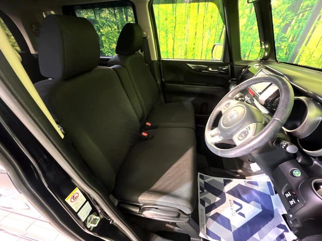 N-BOXカスタム G・ターボAパッケージ 4WD 衝突軽減 ナビ 両側電動スライド バックカメラ HIDヘッド CD/DVD再生 オートエアコン ETC クルーズコントロール スマートキー 盗難防止装置 電動格納ミラー 横滑り防止装置(8枚目)