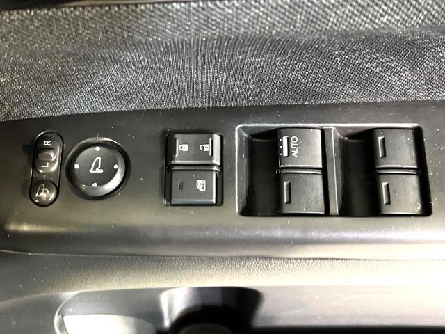 N-BOXカスタム G・ターボAパッケージ 4WD 衝突軽減 ナビ 両側電動スライド バックカメラ HIDヘッド CD/DVD再生 オートエアコン ETC クルーズコントロール スマートキー 盗難防止装置 電動格納ミラー 横滑り防止装置(30枚目)