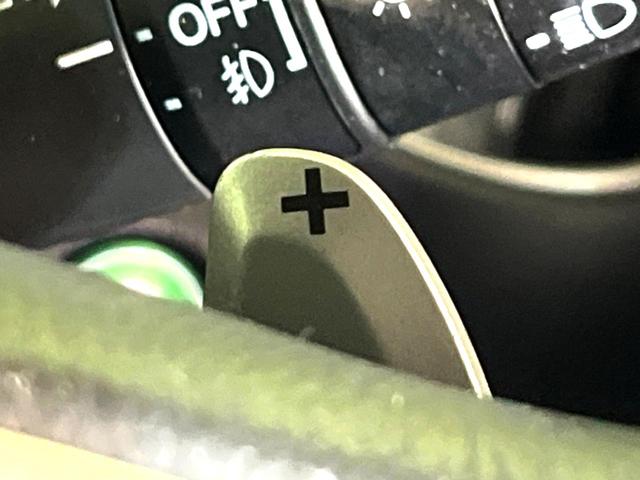 N-BOXカスタム G・ターボAパッケージ 4WD 衝突軽減 ナビ 両側電動スライド バックカメラ HIDヘッド CD/DVD再生 オートエアコン ETC クルーズコントロール スマートキー 盗難防止装置 電動格納ミラー 横滑り防止装置(34枚目)