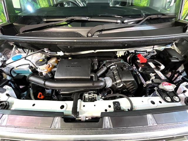 Ｎ－ＢＯＸカスタム ベースグレード　４ＷＤ　届出済未使用車　電動スライドドア　シートヒーター　ＬＥＤヘッド　オートブレーキホールド　オートエアコン　スマートキー　盗難防止装置　横滑り防止装置　電動格納ミラー　プライバシーガラス（18枚目）