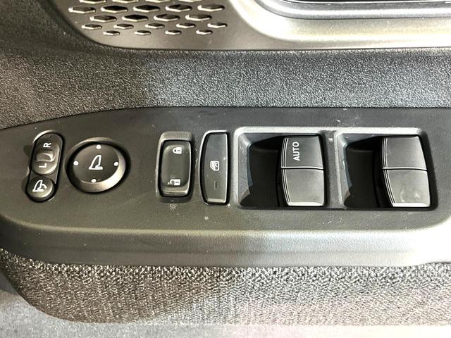 Ｎ－ＢＯＸカスタム ベースグレード　４ＷＤ　届出済未使用車　電動スライドドア　シートヒーター　ＬＥＤヘッド　オートブレーキホールド　オートエアコン　スマートキー　盗難防止装置　横滑り防止装置　電動格納ミラー　プライバシーガラス（27枚目）