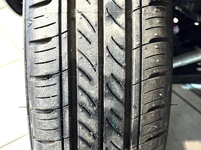 Ｎ－ＢＯＸカスタム ベースグレード　４ＷＤ　届出済未使用車　電動スライドドア　シートヒーター　ＬＥＤヘッド　オートブレーキホールド　オートエアコン　スマートキー　盗難防止装置　横滑り防止装置　電動格納ミラー　プライバシーガラス（43枚目）