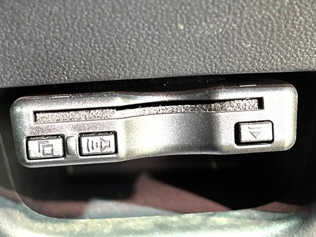 ムーヴ カスタム　ＲＳ　ハイパーリミテッドＳＡＩＩＩ　ターボ　純正８型ナビ　全周囲カメラ　シートヒーター　ＬＥＤヘッド　ＥＴＣ　フルセグ　Ｂｌｕｅｔｏｏｔｈ接続　ＣＤ／ＤＶＤ再生　オートエアコン　スマートキー　盗難防止装置　アイドリングストップ（7枚目）