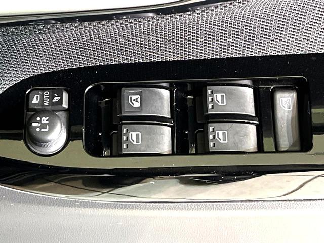 ムーヴ カスタム　ＲＳ　ハイパーリミテッドＳＡＩＩＩ　ターボ　純正８型ナビ　全周囲カメラ　シートヒーター　ＬＥＤヘッド　ＥＴＣ　フルセグ　Ｂｌｕｅｔｏｏｔｈ接続　ＣＤ／ＤＶＤ再生　オートエアコン　スマートキー　盗難防止装置　アイドリングストップ（35枚目）