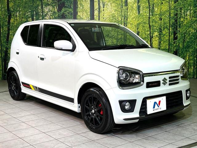 高透明度のガラス皮膜で撥水はもちろん、上質なツヤ・光沢を実現。紫外線や酸性雨から大切な愛車を保護し、色あせ・劣化を防止。「弾スプラッシュコート」、「弾プリミッサコート」からお選びいただけます。