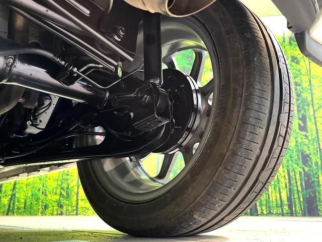 お車を安心してお乗りいただく為には、足回りの定期点検が欠かせません。サービスサポート（有償保証）では無料点検もご提供しており、安心のカーライフをお過ごしいただけるサポート体制が整っています。