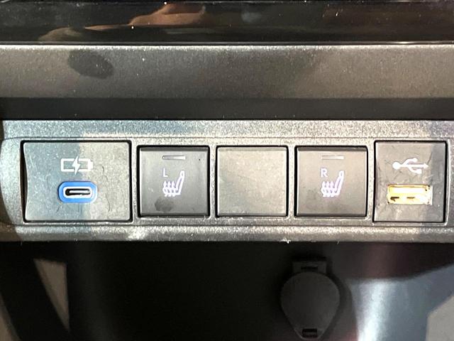 ヤリスクロス ハイブリッドZ 衝突軽減 ナビ機能付純正ディスプレイオーディオ 全周囲カメラ ステアリングヒーター シートヒーター ETC LEDヘッド オートライト オートエアコン スマートキー 盗難防止装置(6枚目)