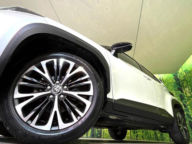 ヤリスクロス ハイブリッドZ 衝突軽減 ナビ機能付純正ディスプレイオーディオ 全周囲カメラ ステアリングヒーター シートヒーター ETC LEDヘッド オートライト オートエアコン スマートキー 盗難防止装置(13枚目)