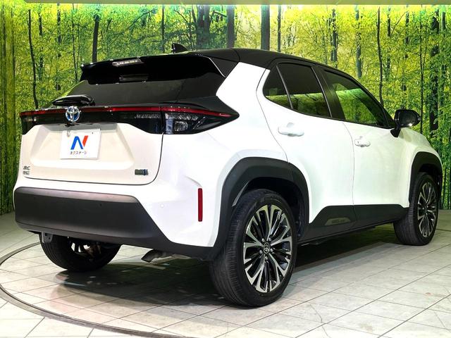 ヤリスクロス ハイブリッドZ 衝突軽減 ナビ機能付純正ディスプレイオーディオ 全周囲カメラ ステアリングヒーター シートヒーター ETC LEDヘッド オートライト オートエアコン スマートキー 盗難防止装置(17枚目)