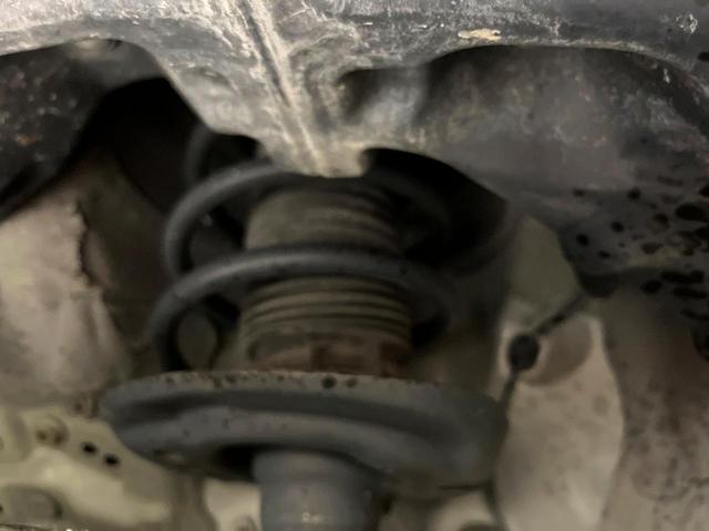 ヤリスクロス ハイブリッドZ 衝突軽減 ナビ機能付純正ディスプレイオーディオ 全周囲カメラ ステアリングヒーター シートヒーター ETC LEDヘッド オートライト オートエアコン スマートキー 盗難防止装置(20枚目)