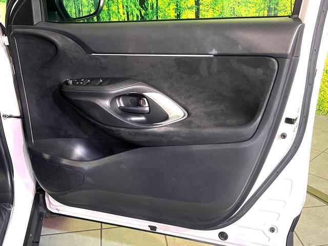 ヤリスクロス ハイブリッドZ 衝突軽減 ナビ機能付純正ディスプレイオーディオ 全周囲カメラ ステアリングヒーター シートヒーター ETC LEDヘッド オートライト オートエアコン スマートキー 盗難防止装置(49枚目)