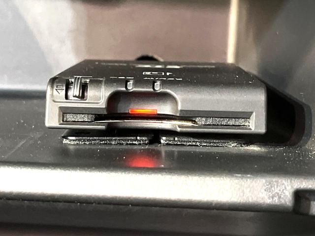 デイズ ハイウェイスター　Ｇターボ　純正ナビ　ターボ　全周囲カメラ　Ｂｌｕｅｔｏｏｔｈ接続　ＣＤ／ＤＶＤ再生　ＥＴＣ　オートエアコン　オートライト　スマートキー　盗難防止装置　電動格納ミラー　横滑り防止装置　プライバシーガラス（5枚目）