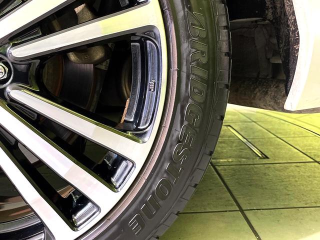 オデッセイ アブソルート・ＥＸ　両側電動ドア　純正ＳＤナビ　バックカメラ　ホンダセンシング　レーダークルーズ　禁煙車　ハーフレザーシート　パワーシート　スマートキー　ＬＥＤヘッド　ビルトインＥＴＣ　純正１８インチアルミ（60枚目）