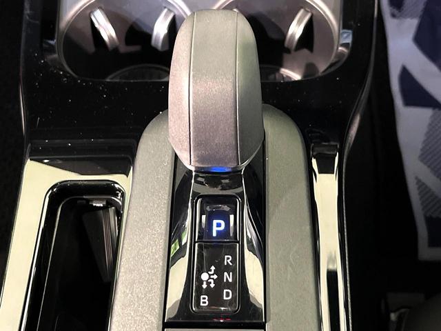 プリウス Z 純正ナビ機能付きディスプレイオーディオ 全周囲カメラ 禁煙車 トヨタセーフティセンス ETC2.0 Bluetooth再生 100V電源 LEDヘッドライトLEDフォグ スマートキー(24枚目)