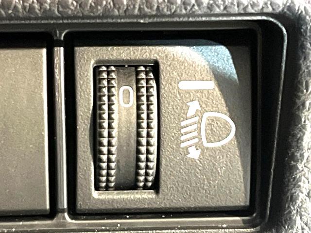 プリウス Z 純正ナビ機能付きディスプレイオーディオ 全周囲カメラ 禁煙車 トヨタセーフティセンス ETC2.0 Bluetooth再生 100V電源 LEDヘッドライトLEDフォグ スマートキー(41枚目)