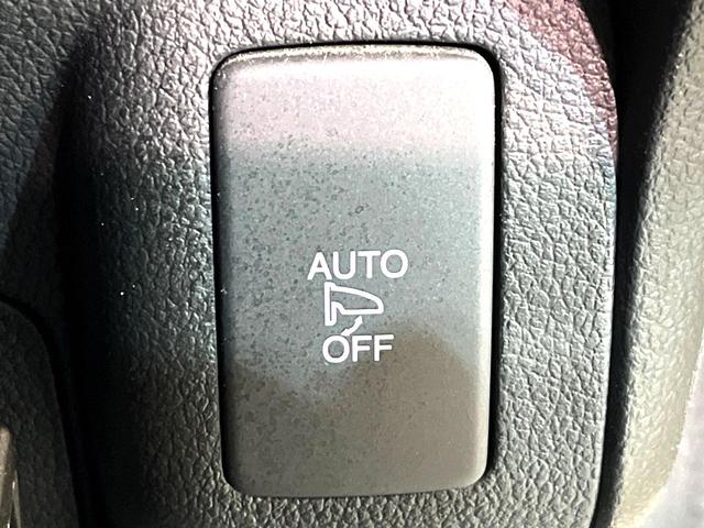 N-BOXカスタム G・ターボLパッケージ ナビ 両側電動スライド HIDヘッド クルーズコントロール バックカメラ ETC Bluetooth接続 CD オートエアコン オートライト スマートキー 盗難防止装置 横滑り防止装置 電動格納ミラー(27枚目)