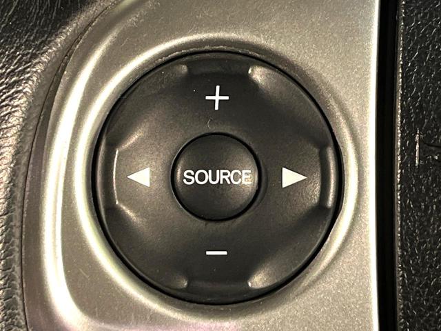 N-BOXカスタム G・ターボLパッケージ ナビ 両側電動スライド HIDヘッド クルーズコントロール バックカメラ ETC Bluetooth接続 CD オートエアコン オートライト スマートキー 盗難防止装置 横滑り防止装置 電動格納ミラー(30枚目)