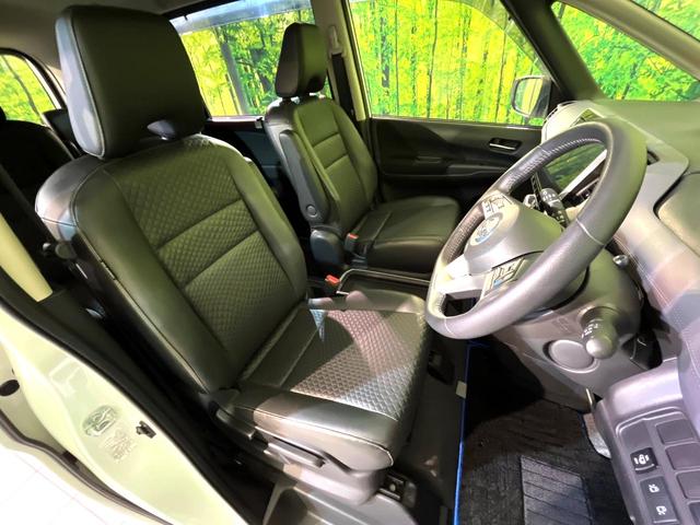 セレナ e-パワー ハイウェイスターV プロパイロット 衝突軽減 純正10型ナビ 後席モニター 両側電動スライド ETC Bluetooth接続 フルセグ CD/DVD再生 ダブルオートエアコン スマートキー 盗難防止装置 オートライト(8枚目)