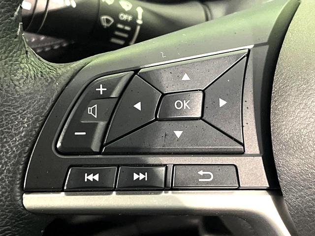 セレナ e-パワー ハイウェイスターV プロパイロット 衝突軽減 純正10型ナビ 後席モニター 両側電動スライド ETC Bluetooth接続 フルセグ CD/DVD再生 ダブルオートエアコン スマートキー 盗難防止装置 オートライト(34枚目)