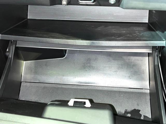 セレナ e-パワー ハイウェイスターV プロパイロット 衝突軽減 純正10型ナビ 後席モニター 両側電動スライド ETC Bluetooth接続 フルセグ CD/DVD再生 ダブルオートエアコン スマートキー 盗難防止装置 オートライト(40枚目)