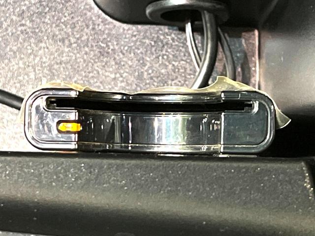 セレナ e-パワー ハイウェイスターV プロパイロット 衝突軽減 純正10型ナビ 後席モニター 両側電動スライド ETC Bluetooth接続 フルセグ CD/DVD再生 ダブルオートエアコン スマートキー 盗難防止装置 オートライト(41枚目)