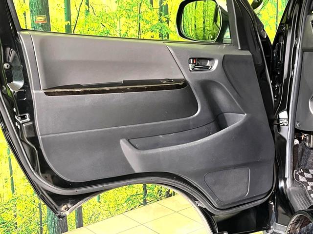 ハイエースバン スーパーGL ダークプライムII 4WD SDナビ バックカメラ 後席モニター 衝突軽減 両側電動スライド Bluetooth LEDヘッド フロントフォグ オートハイビーム オートライト オートエアコン スマートキー 電動格納ミラー(32枚目)