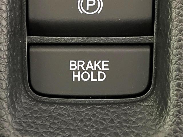 ヴェゼル G 4WD 登録済未使用車 衝突軽減 アダプティブクルーズ シートヒーター LEDヘッド オートブレーキホールド オートエアコン スマートキー 盗難防止装置 パドルシフト 電動格納ミラー 横滑り防止装置(7枚目)