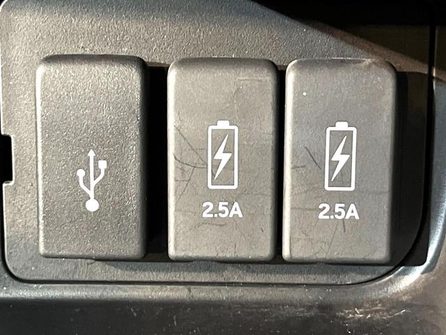 N-BOXカスタム G・Lターボホンダセンシング 4WD 純正8型ナビ 両側電動スライド LEDヘッド バックカメラ ETC Bluetooth接続 CD/DVD再生 フルセグ オートエアコン USB入力端子 パドルシフト スマートキー 盗難防止装置(30枚目)