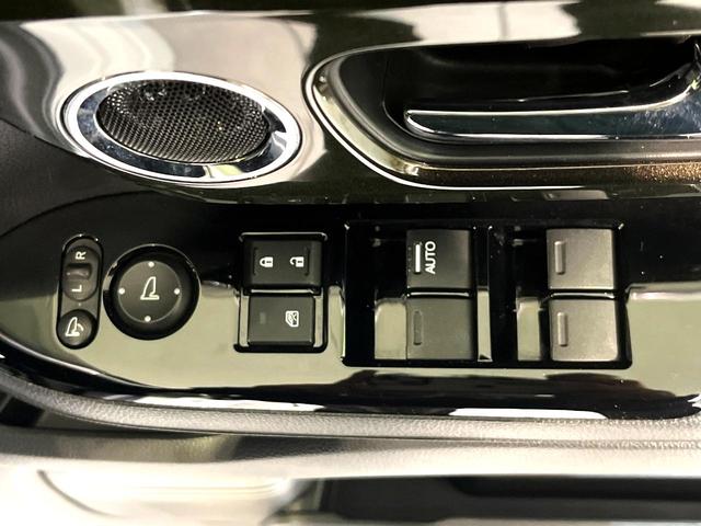 N-BOXカスタム G・Lホンダセンシング ナビ 電動スライド LEDヘッド シートヒーター バックカメラ ETC Bluetooth接続 CD/DVD再生 オートエアコン スマートキー 盗難防止装置 USB入力端子 電動格納ミラー 横滑り防止(35枚目)