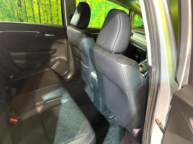 シャトル ハイブリッドXスタイルエディション 4WD 純正ナビ 禁煙車 LEDヘッド Bluetooth接続 バックカメラ ETC CD再生 クルーズコントロール オートライト オートエアコン スマートキー 盗難防止装置 電動格納ミラー(45枚目)