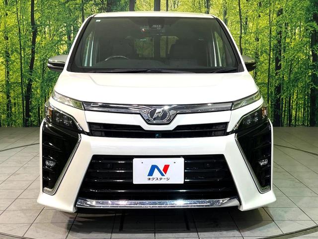 ヴォクシー ＺＳ　煌ＩＩ　両側電動スライドドア　トヨタセーフティセンス　禁煙車　純正ＳＤナビ　バックカメラ　Ｂｌｕｅｔｏｏｔｈ再生　ドライブレコーダー　ＥＴＣ　純正１６インチアルミホイール　ＣＤ・ＤＶＤ再生（15枚目）