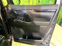 Ｚ　ゴールデンアイズ　４ＷＤ　ＴＲＤエアロ　ＪＢＬ付メーカー１０．５型ナビ　全周囲カメラ　１３型後席モニター　衝突軽減　両側電動スライド　パワーバックドア　レーダークルコン　レーンアシスト　三眼ＬＥＤヘッド　ＡＣ１００Ｖ（31枚目）
