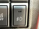 ベースグレード　４ＷＤ　衝突軽減　両側電動スライド　ナビ　シートヒーター　バックカメラ　Ｂｌｕｅｔｏｏｔｈ接続　ＥＴＣ　オーテオアコン　スマートキー　盗難防止装置　アイドリングストップ　電動格納ミラー　横滑り防止装置（37枚目）